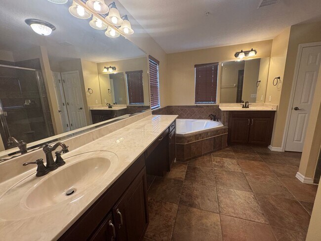 Building Photo - 5364 Penway Dr