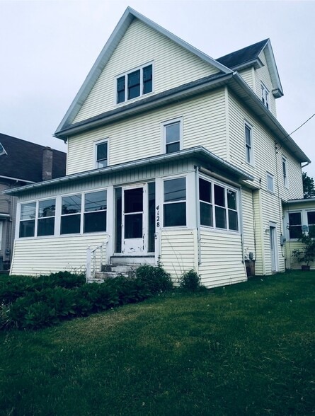 Building Photo - 4128 Prospect St