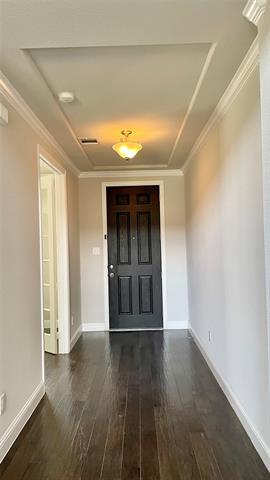 Building Photo - 8700 Tutbury Pl