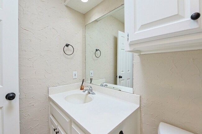 Building Photo - Welcome home to this beautifully updated 3-bedroom, 2-bath home nestled on a quiet cul-de-sac in ...