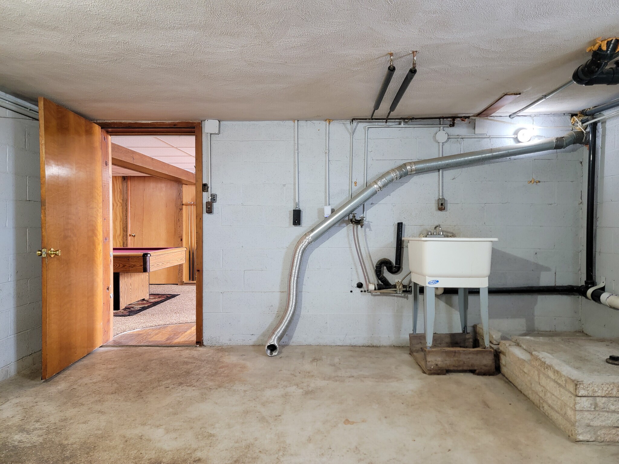 Building Photo - 745 PA-897