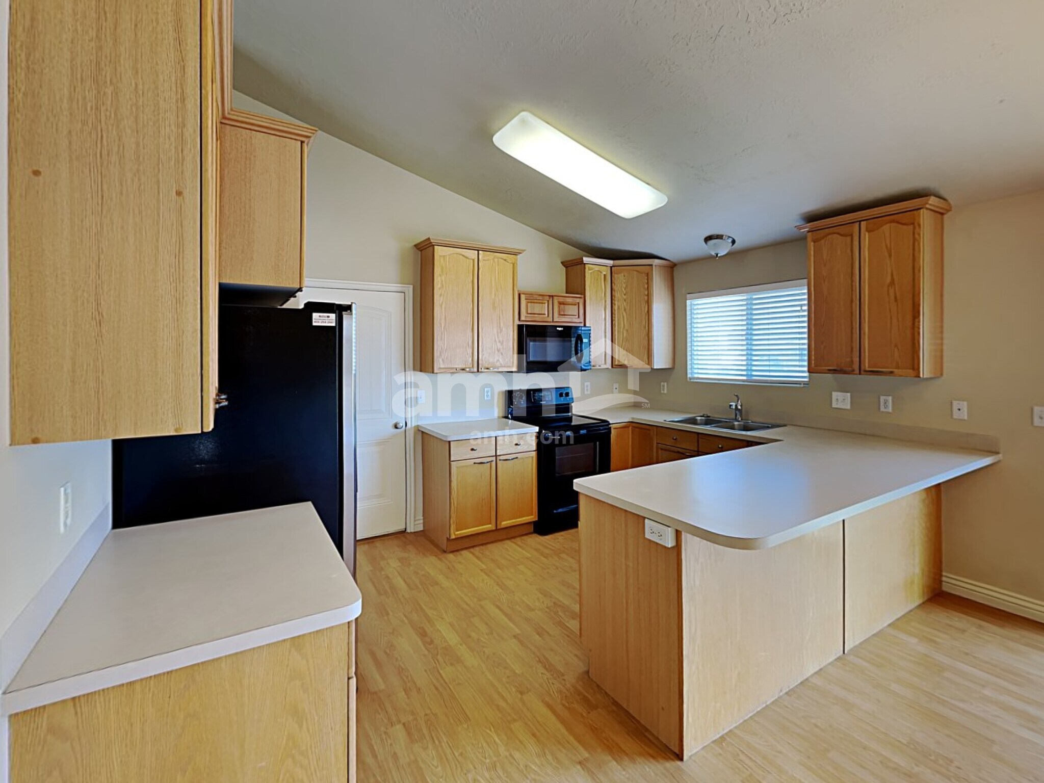 Building Photo - 96 N 1660 W
