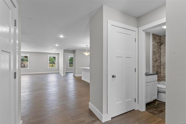 Building Photo - 128 Beechwood Ln