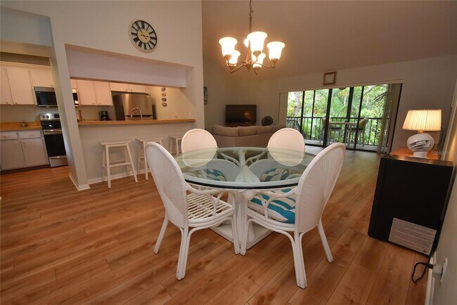 Building Photo - 1709 Pelican Cove Rd