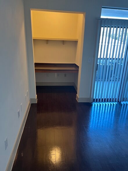 Interior Photo - MAA Westover Hills