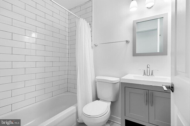 Building Photo - 1712 3rd St NW