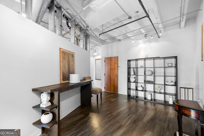 Building Photo - 878 Peachtree St NE