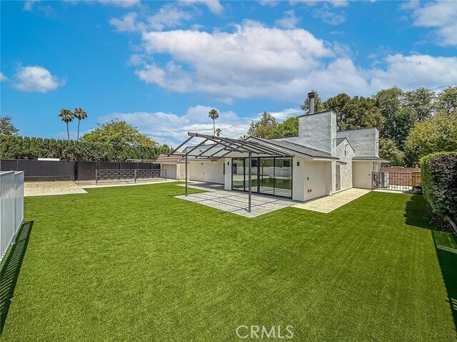 Building Photo - 22921 Dolorosa St
