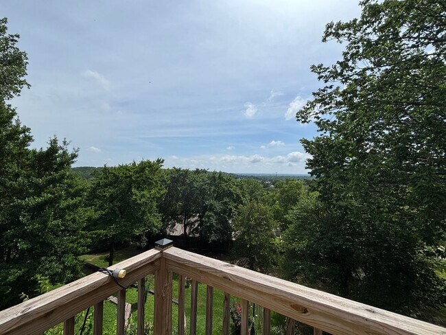 Building Photo - Luxury Home with incredible views in Minsh...