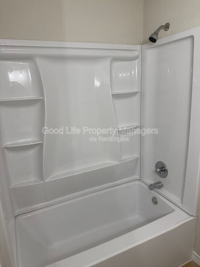 Building Photo - 9980 Bowman Ave