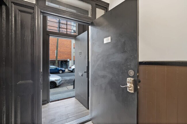 Building Photo - 20 Tuers Ave