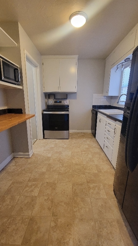 Building Photo - 4335 S 50th St