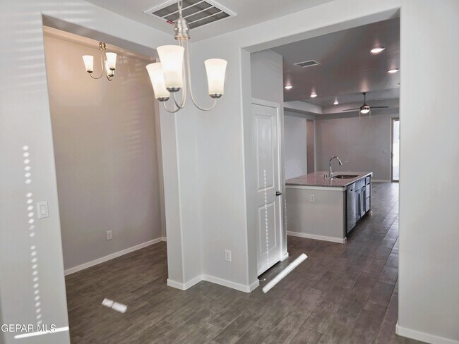 Building Photo - 12936 Tatenhill