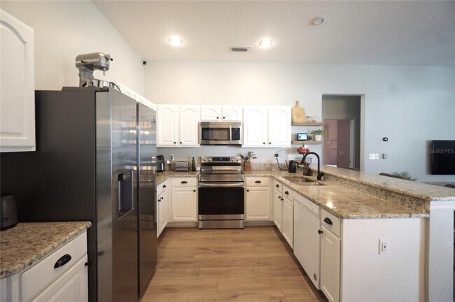 Building Photo - 13708 Whitebark Pl