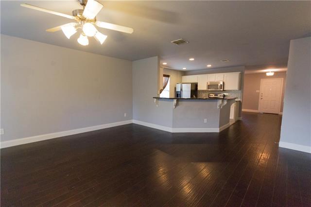 Building Photo - 9913 Summer Sweet Dr