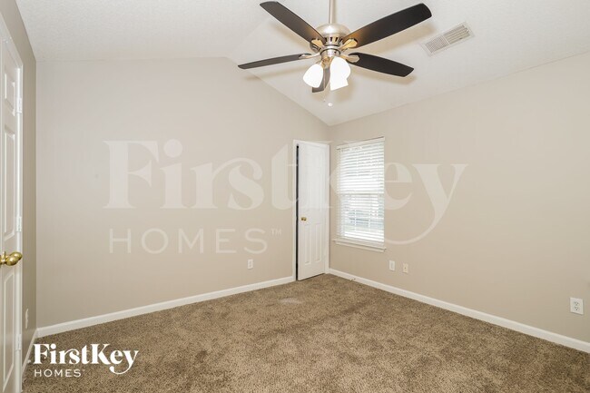 Building Photo - 137 Watercress Ct