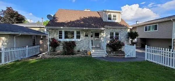 Primary Photo - 515 N Grace St