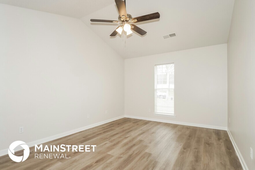 Building Photo - 1766 Dorchester Dr