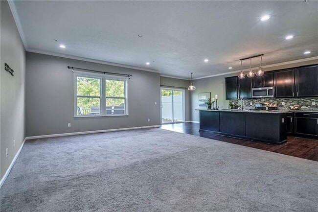 Building Photo - 512 Isabella Ct