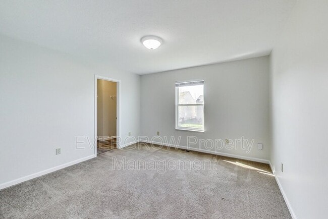 Building Photo - 839 Stonehurst Dr