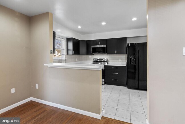 Building Photo - 2673 Jean Dr