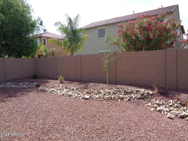 Building Photo - 2653 E Canyon Creek Dr