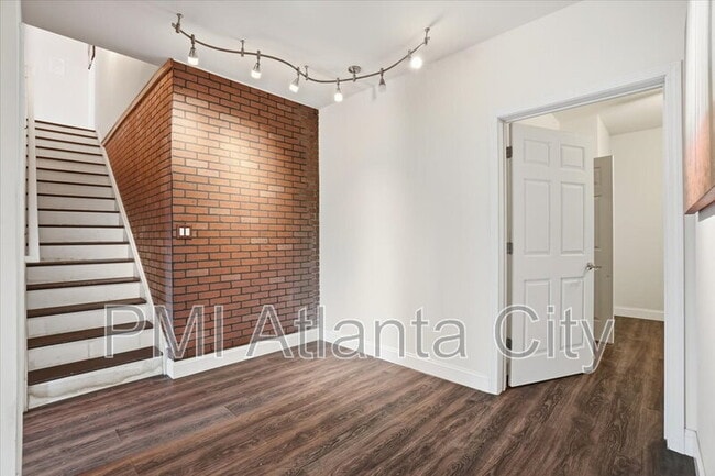 Building Photo - 373 Morgans Creek Ct NW