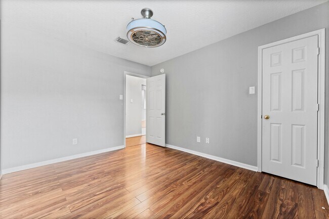 Building Photo - 21322 Hannover Pines Dr