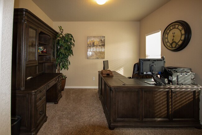 Building Photo - Coming Available Soon!!