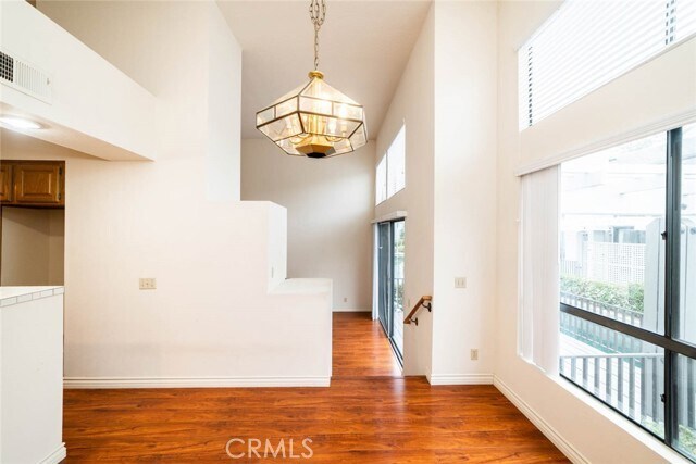 Building Photo - 31 Waterway