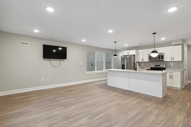 Building Photo - 1511 N 17th St