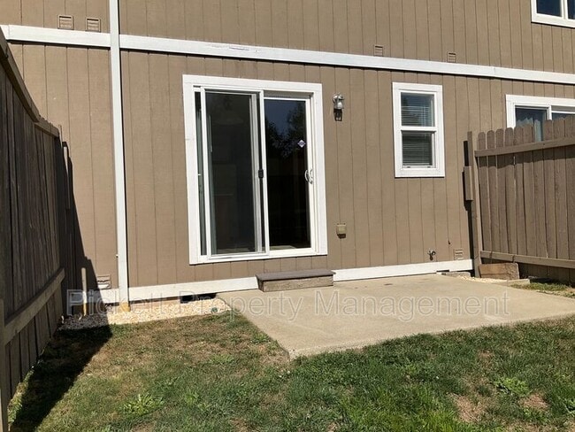Building Photo - 681 Northpark Ln