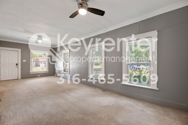 Building Photo - June is free!! Charming 1925 Farm House on 1/3 acre!