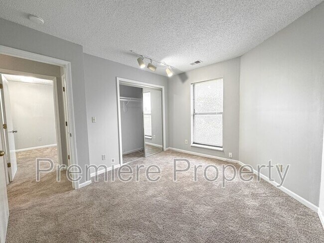 Building Photo - 3 E 133rd St