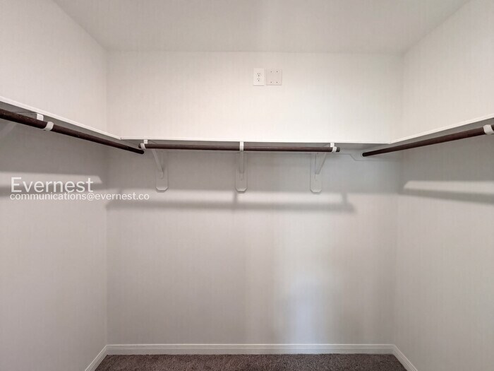 Building Photo - 16435 Valerie Marie Pl