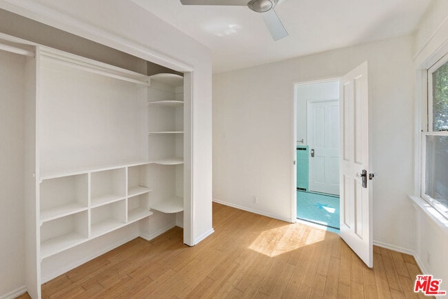 Building Photo - 1448 Angelus Ave