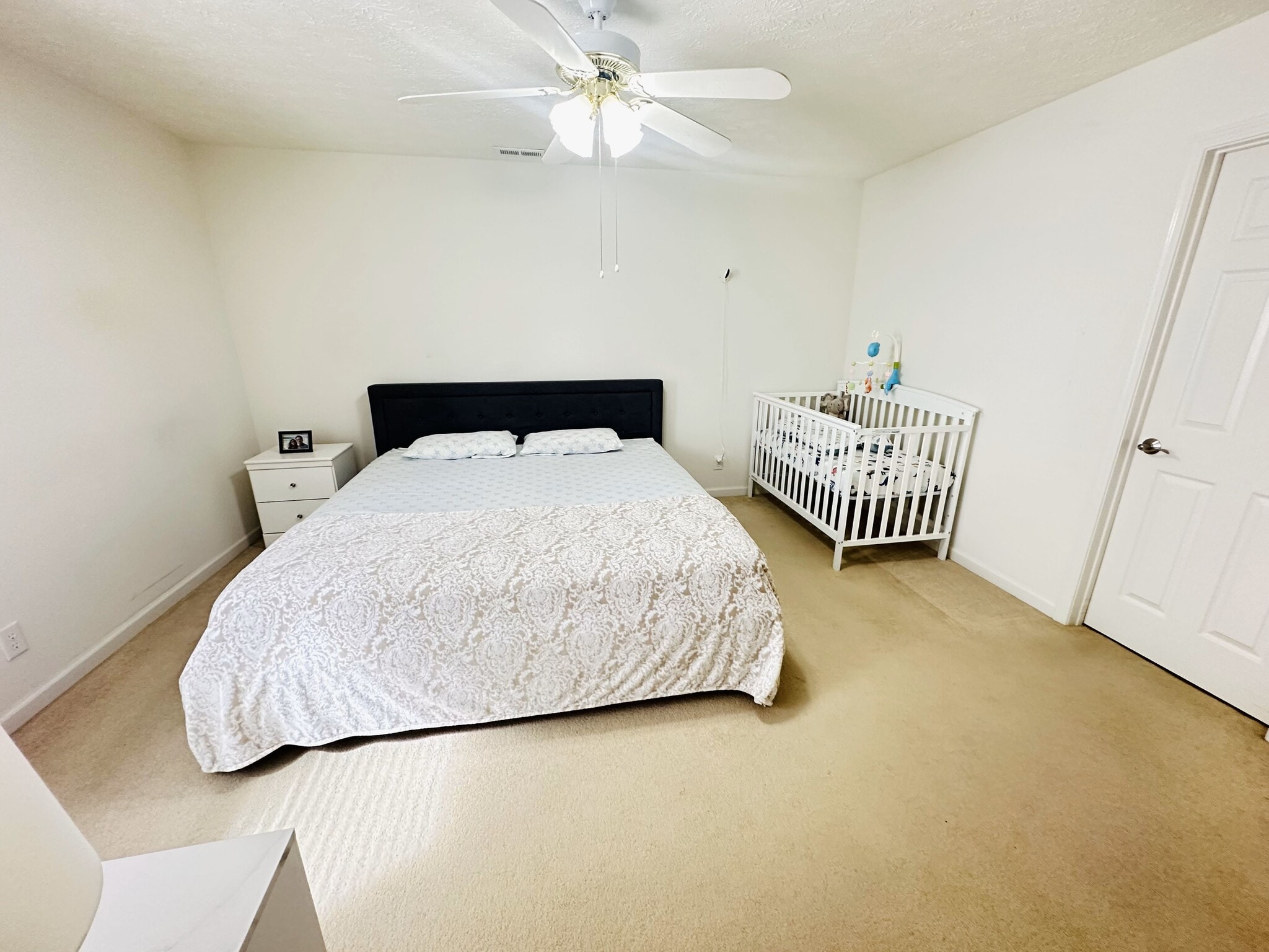 Building Photo - 3003 Remington Dr