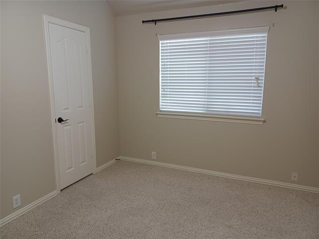 Building Photo - 664 Vickie St