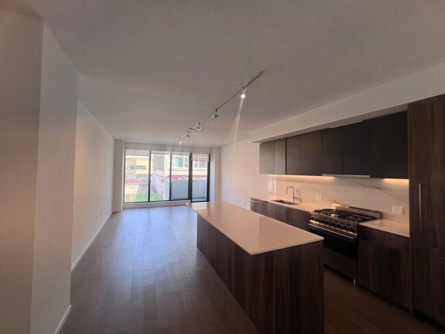 Building Photo - Epic REA - Newly Modern  2BR + 2BA in the ...