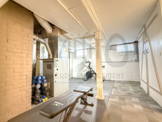 Building Photo - Beautiful Home Near Perry District