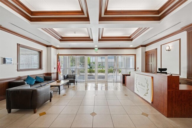 Building Photo - 2665 SW 37th Ave