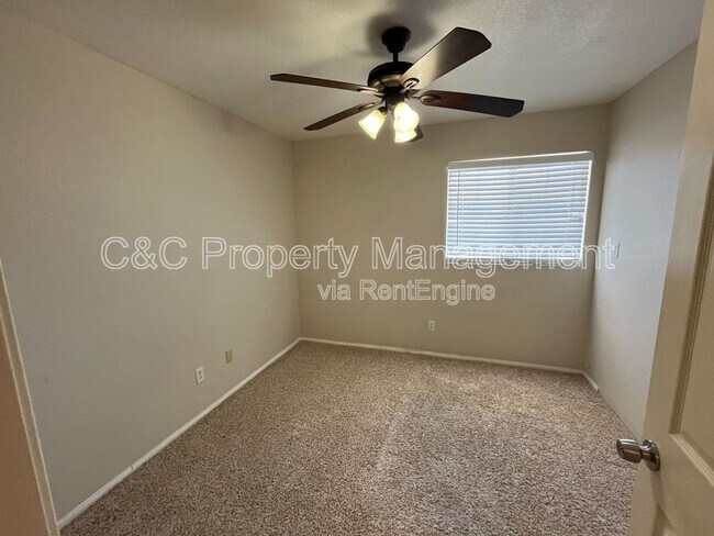 Building Photo - 17673 Streamside Ln