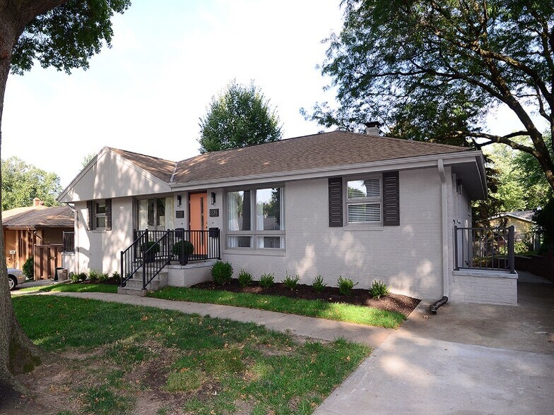 Primary Photo - 3334 S 82nd St