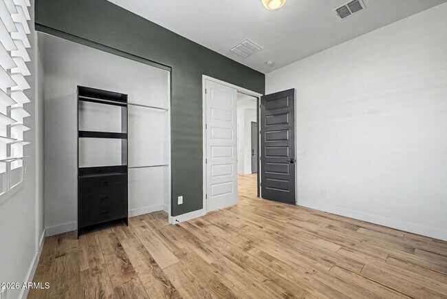 Building Photo - 17864 W Amberwood Dr