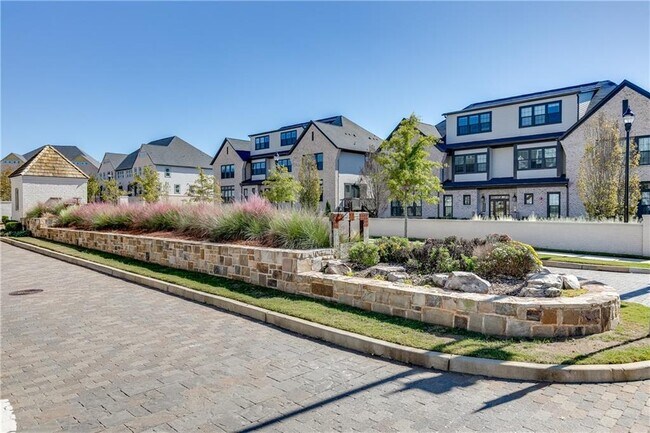 Building Photo - 3905 Danube Ln