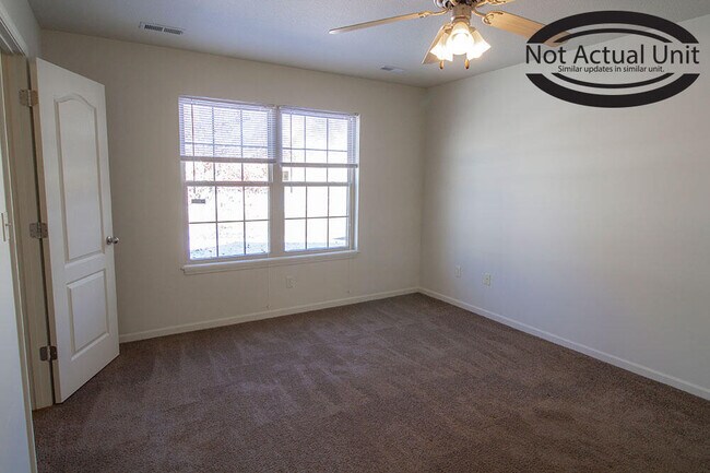 Building Photo - 1500 Bodie Dr