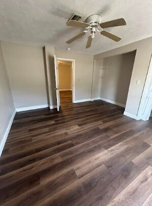 Primary Photo - Mansion on Mason