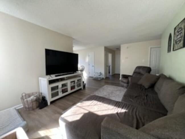 Building Photo - 3002 E Windgate Ct