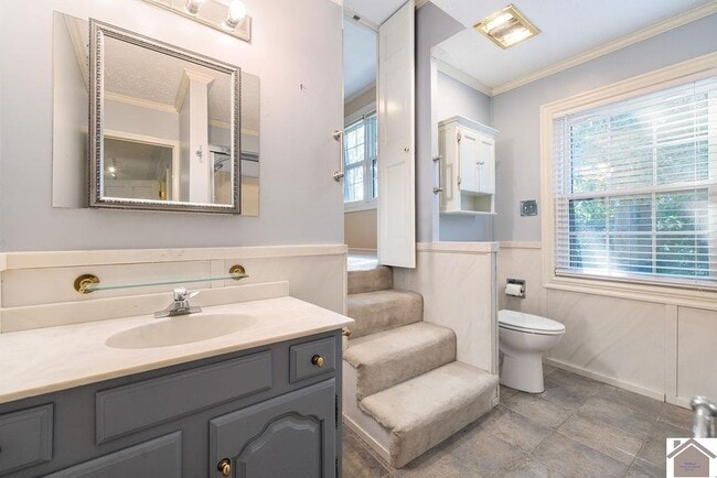 Building Photo - 51 Martin Cir