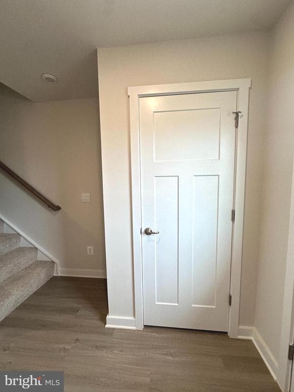 Building Photo - 369 Huntwell W Ave